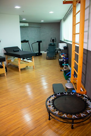 Foto 5 Sala fisioterapia - Reabilitacao- Treinamento Funcional_.jpg